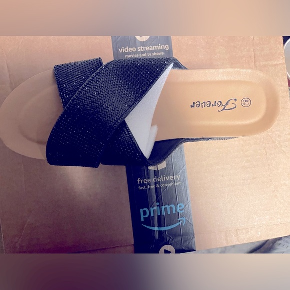 GORGEOUS RHINESTONE PLATFORM SANDALS! - Picture 1 of 3